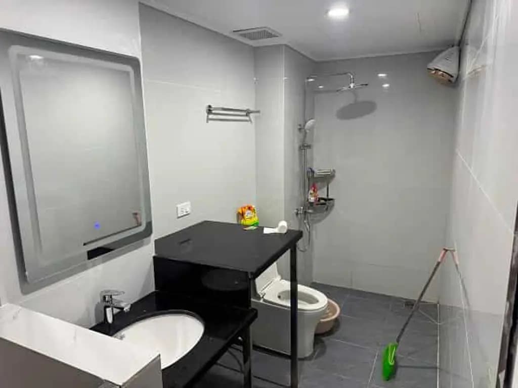 Main-Cho thuê căn hộ mini 2N1K - view hồ Tây, full nội thất tại Lạc Long Quân, Tây Hồ, HN; 0981 982 986-3