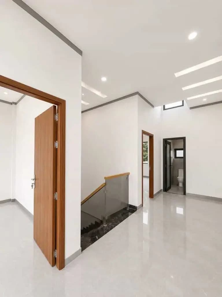 Main-NHÀ LẦU NGANG 6M HOÀN THIỆN - THOÁNG ĐẸP DỌN VÀO Ở NGAY-3