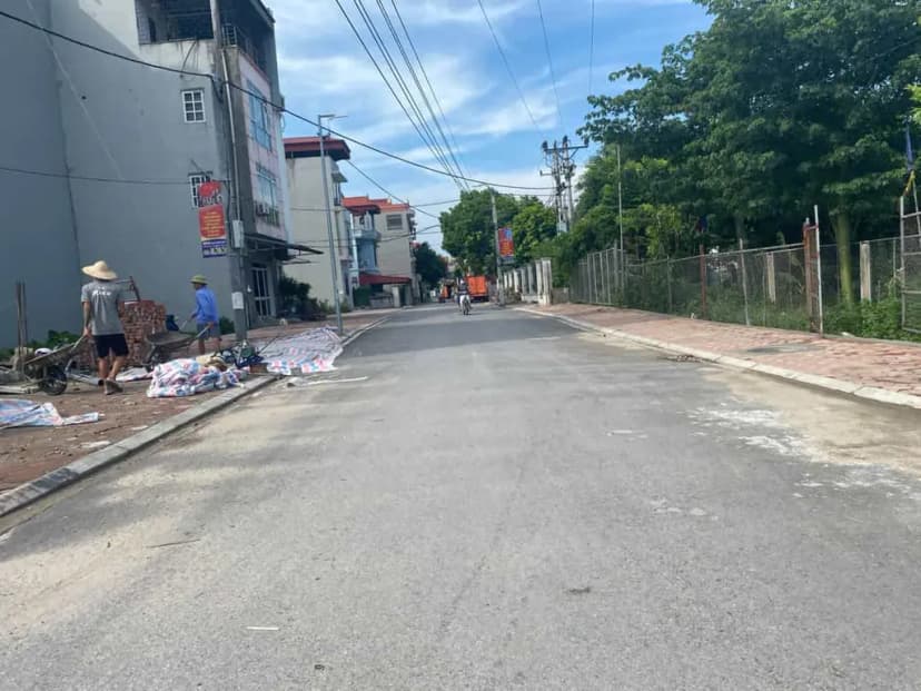 Bán lô góc 100m2, mặt tiền 7m8 tại Hoà Lạc Giá Chỉ Cần 2,7 tỷ