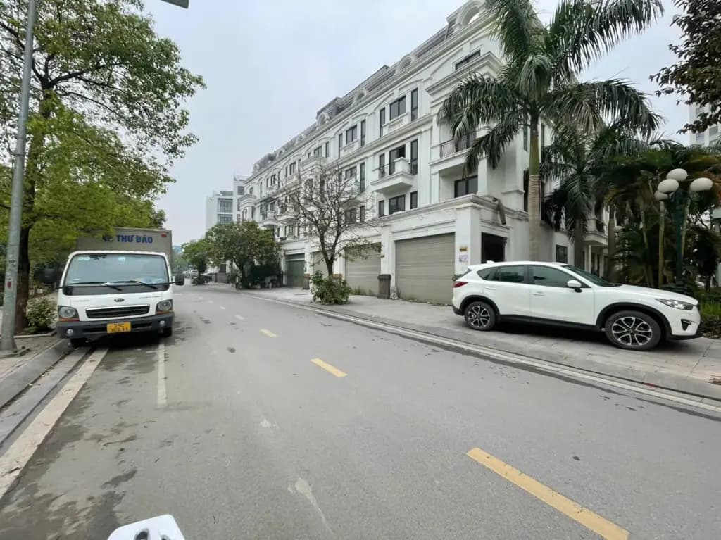 Main-Cho thuê nhà liền kề 90m² x 4 tầng, lô góc vườn hoa khu Hải Phát Roman LH 0963989690-0