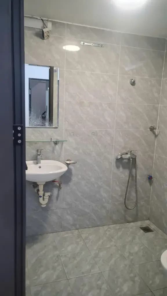 Main-Cho thuê nhà Phân lô 5 tầng THANG MÁY tại TU HOÀNG, Nhổn. 24 triệu/tháng. Phù hợp làm Văn Phòng, Cty-6