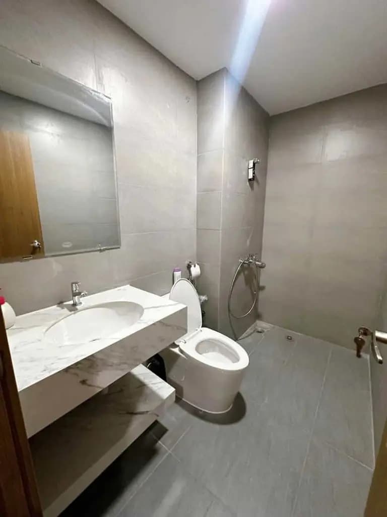 KẸT TIỀN CẦN BÁN GẮP căn hộ B1 Trường Sa, 3.5 tỷ, 52 m², 2PN 2WC, nội thất đầy đủ, SHR