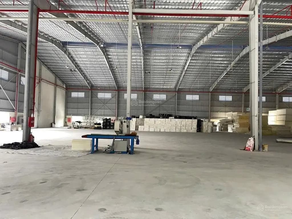 Main-90 nghìn/m² $$ Cho thuê kho xưởng 10.000m2 Dĩ An (có cho thuê lẻ)-1
