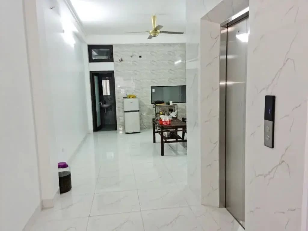 Main-Cho thuê nhà Phân lô 5 tầng THANG MÁY tại TU HOÀNG, Nhổn. 24 triệu/tháng. Phù hợp làm Văn Phòng, Cty-1