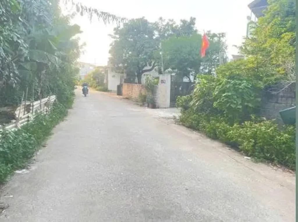 Main-Bán Nhà riêng 100m2 có sẵn 100 m2 thổ cư giá 2.2 tỷ tại Đường Thị Trấn Xã Bình Yên Huyện Thạch Thất Hà Nội-0