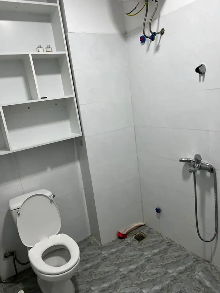 Main-Cho thuê nhà ngõ 235 PHẠM VĂN ĐỒNG, Bắc Từ Liêm. 14 triệu/tháng. Ưu tiên: Gia đình, KD Onl, Nhóm đi làm tối đa 6 người.-4
