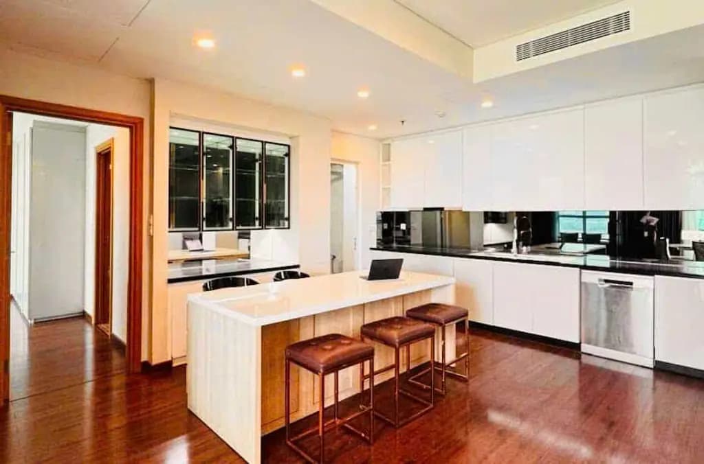 Main-SALA | 4PN · 1 PHÒNG LÀM VIỆC · 215M². 3 BAN CÔNG · FULL NỘI THẤT-3