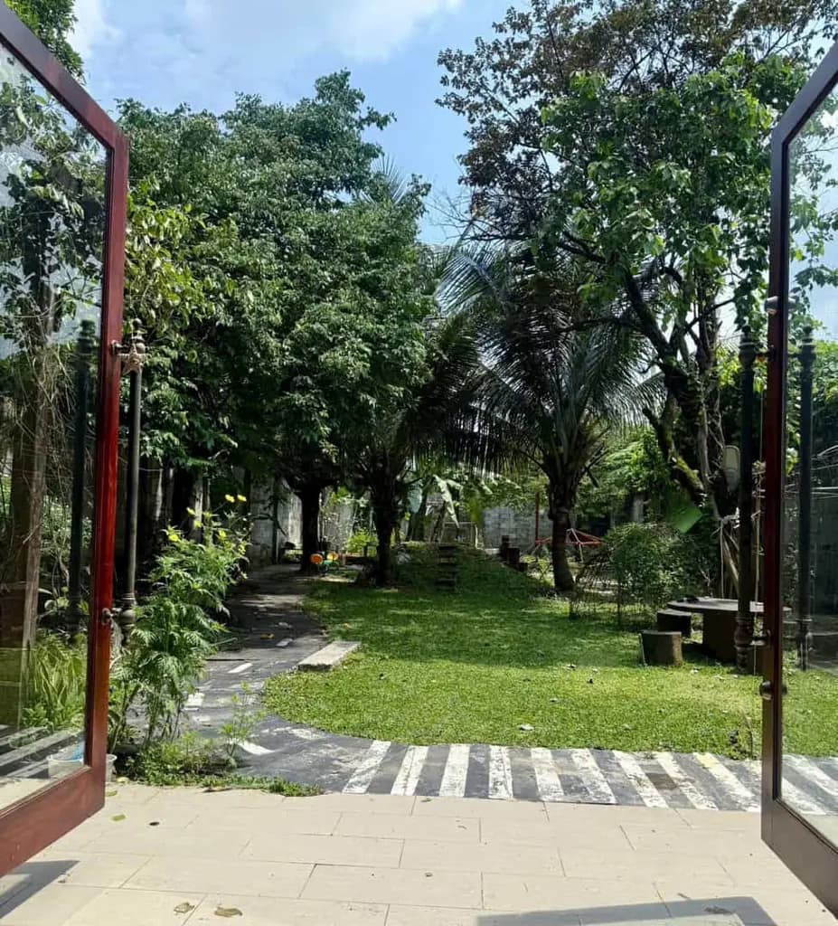 Main-CHO THUÊ BIỆT THỰ SÂN VƯỜN 1000M2 NGAY ĐẠI HỌC LUẬT QUỐC LỘ 13-2