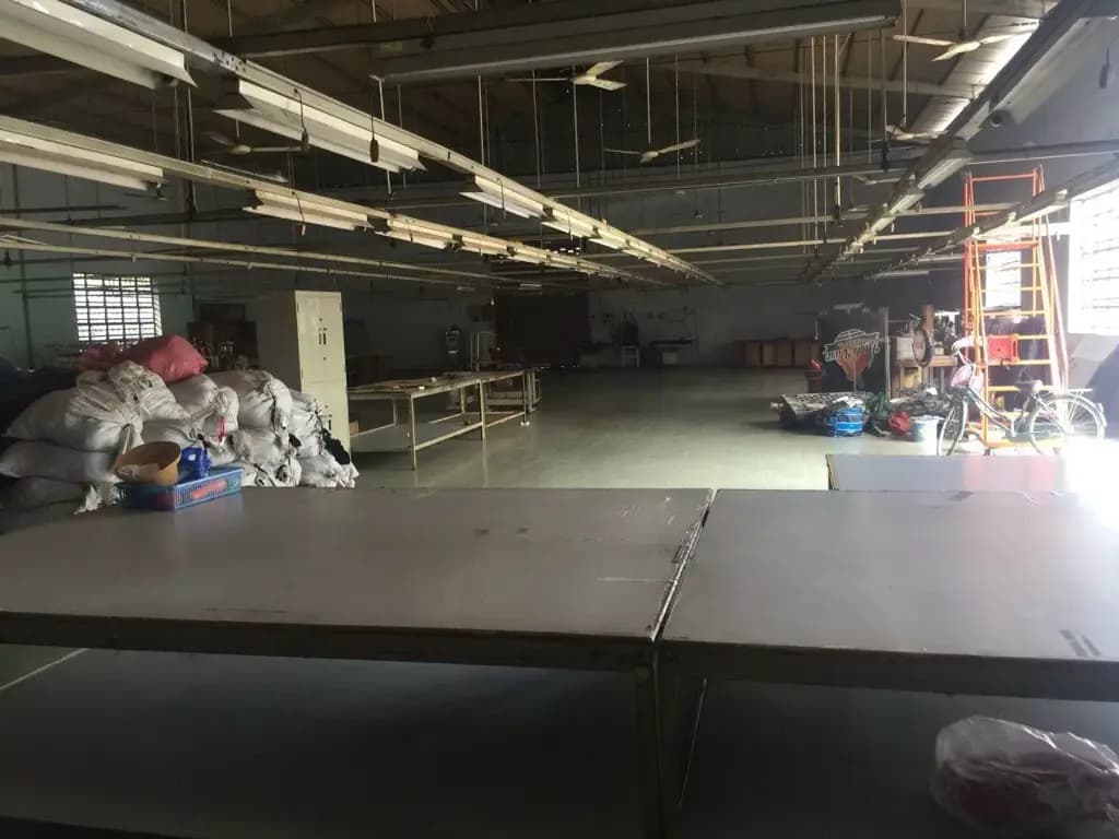 Main-Nhà xưởng đướng quốc lộ 1a, phường đông hưng thuân, quận 12 cho thuê dt: 1100m giá 65 triêu-2