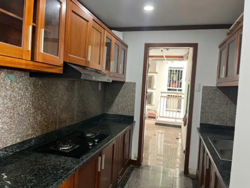 Main-Cho thuê căn hộ 3 phòng ngủ 120m2 chỉ 12 triệu-3