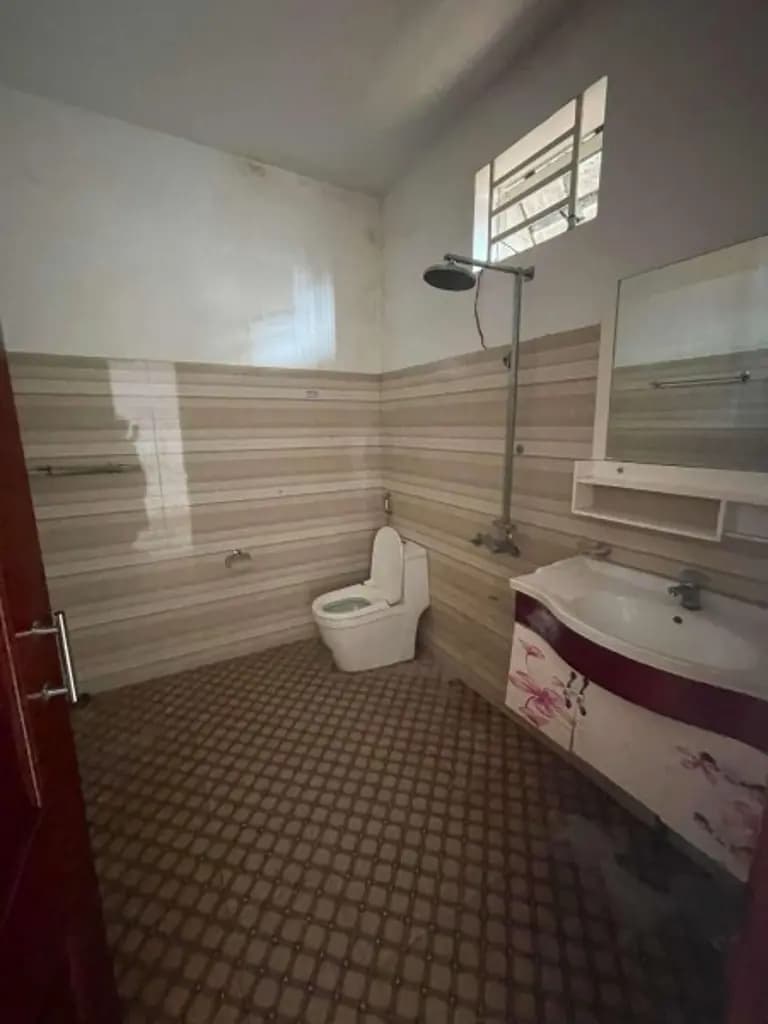 Main-Cần cho thuê nhà mặt tiền Vành Đai, Dt 6x30-5