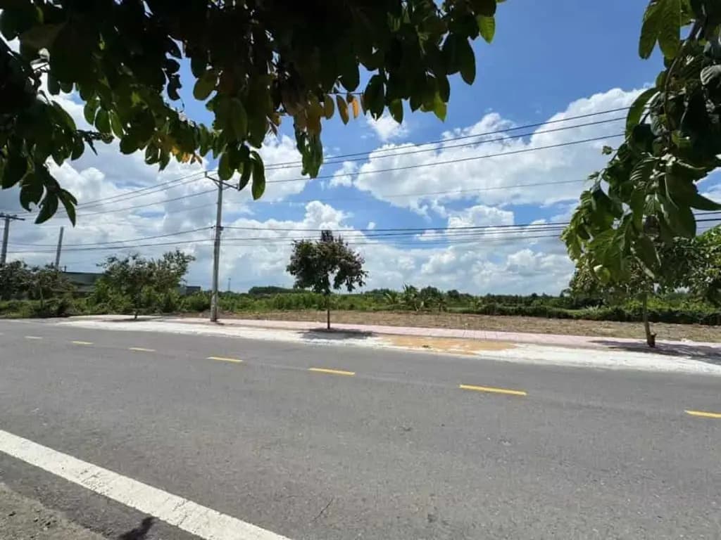Main-Đất mặt tiền đường Hương Lộ 7, đường chính kết nối Bình Phước - Bình Dương - Đồng Nai-1