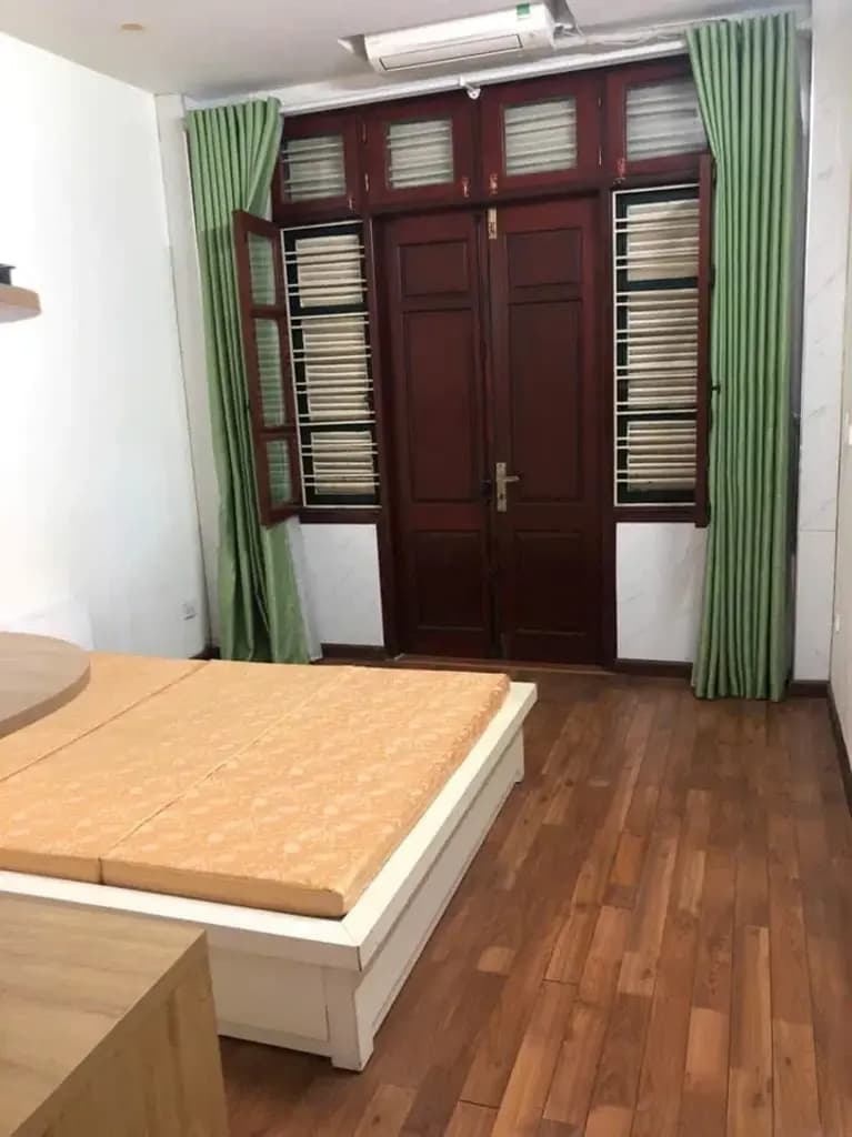 Main-Cho thuê nhà MẶT PHỐ HOÀNG SÂM, Hoàng Quốc Việt. 21 triệu/tháng. Cho thuê: Văn phòng, Cty, Trung tâm dạy học, Kinh doanh trưng bày... KO hàng ăn-4