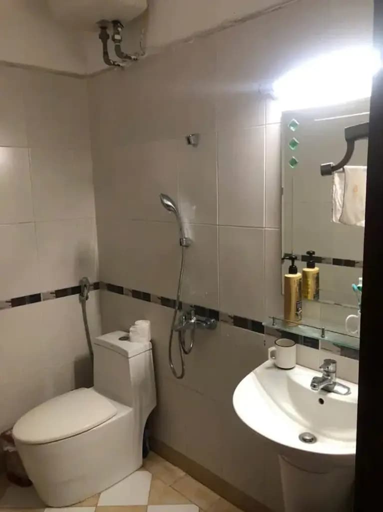 Main-Cho thuê nhà MẶT PHỐ HOÀNG SÂM, Hoàng Quốc Việt. 21 triệu/tháng. Cho thuê: Văn phòng, Cty, Trung tâm dạy học, Kinh doanh trưng bày... KO hàng ăn-7
