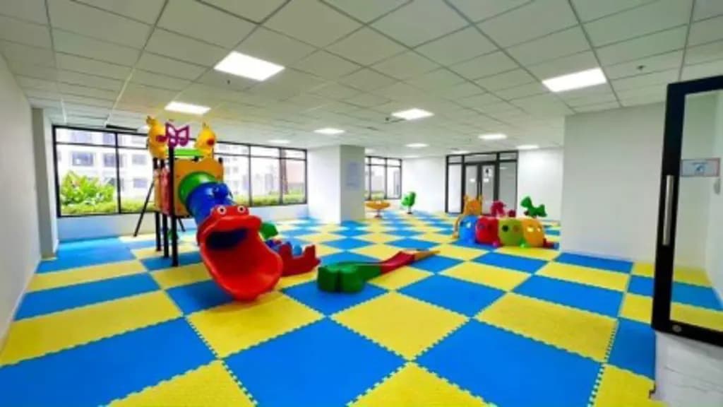Main-Cho Thuê Căn Hộ Charm City Ngay Vincom DĨ An. Căn 2PN Giá 5 Triệu/tháng Ở Được Liền. LH 0909981763-9