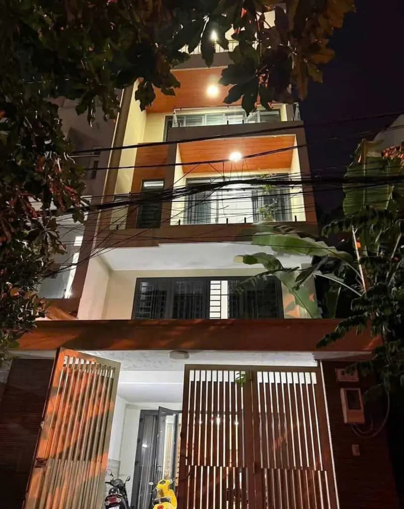 28 TRIỆU/THÁNG – NHÀ 4 TẦNG CÓ THANG MÁY ĐƯỜNG 23 , KHU BÊN SÔNG