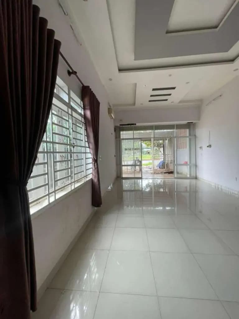 Main-Cần cho thuê nhà mặt tiền Vành Đai, Dt 6x30-0