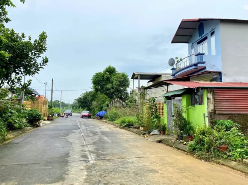 Bán Đất 115m2 có sẵn 115 m2 thổ cư giá 1.6 tỷ tại Đường Địa Phương Xã Phú Cát Huyện Quốc Oai Hà Nội