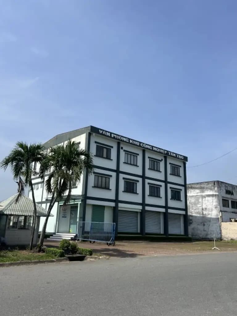 Main-Cho thuê nhà xưởng 2200m² có sẵn tại KCN Tân Tạo - Chuẩn pháp lý-4