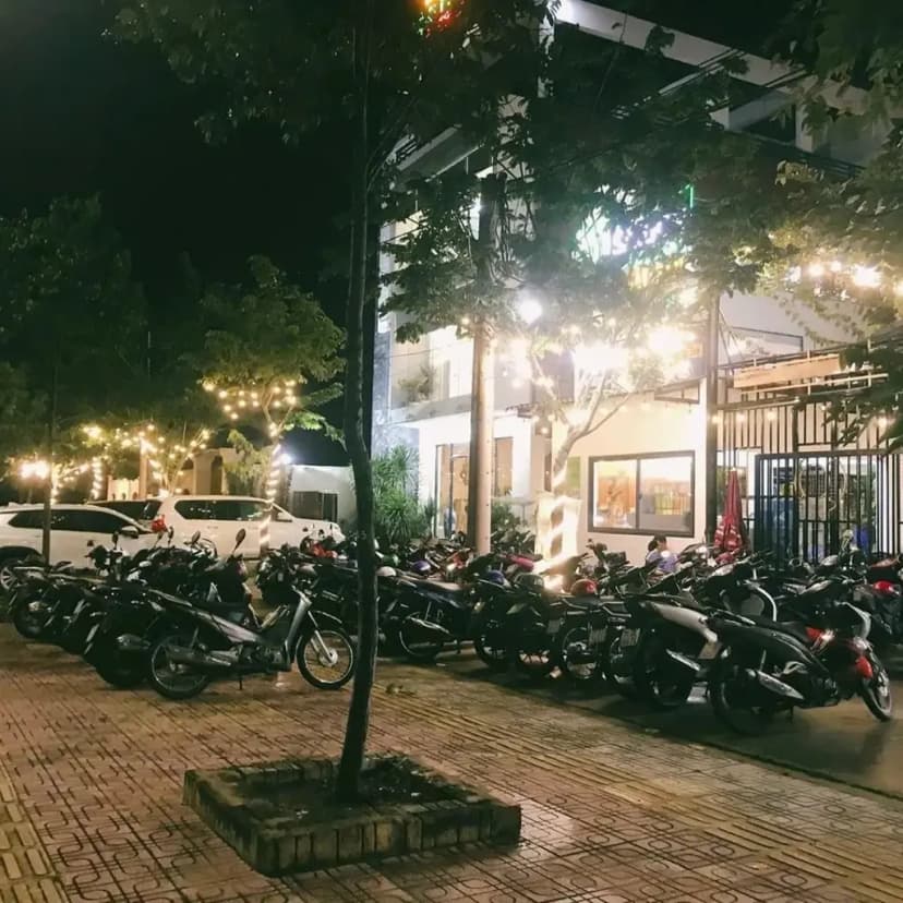 Cho thuê nhà hàng Hải sản,có sẵn trang thiết bị kinh doanh tại Tp Bến Tre