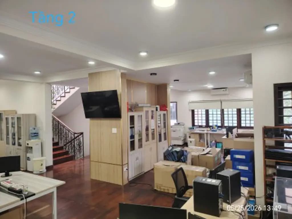Main-CHO THUÊ VĂN PHÒNG – KHU D2 SẦM UẤT – HẺM XE TẢI-9