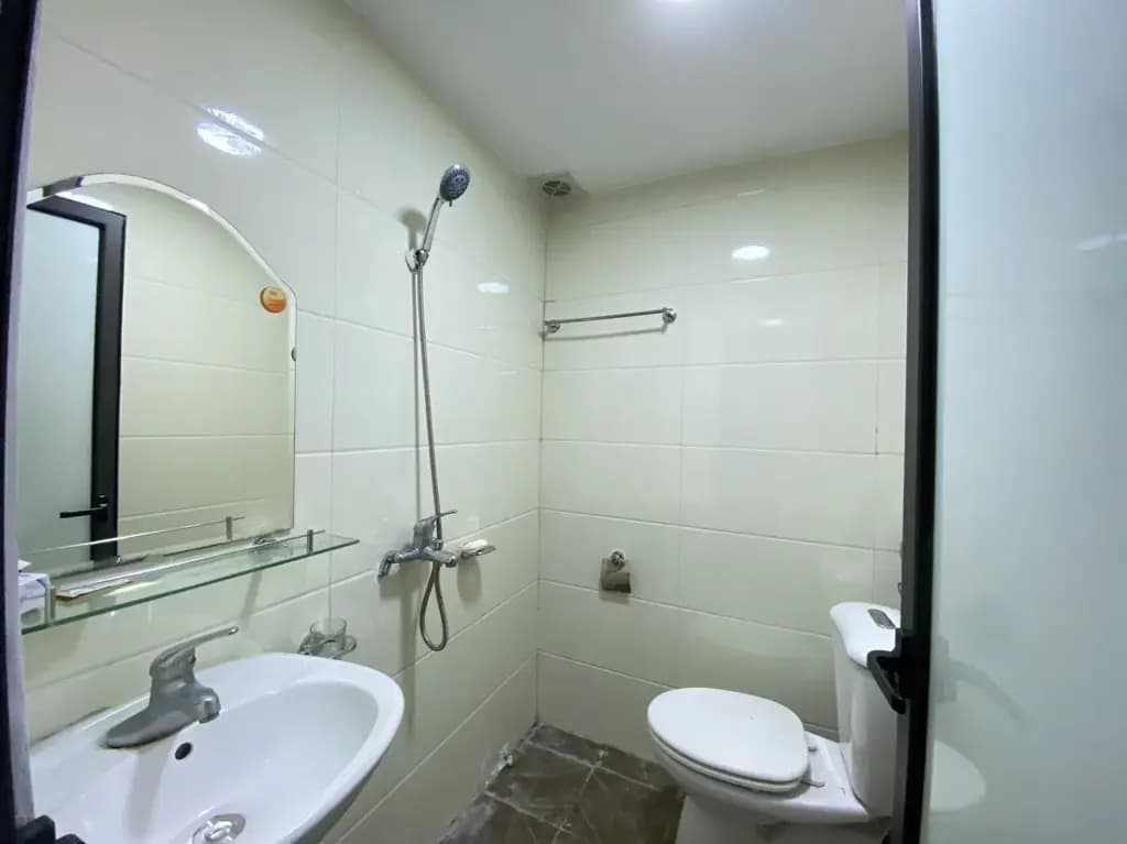 Main-Cho thuê phòng trọ giá rẻ 3,2 tr 48 ngõ 50 võng thị - tây hồ-3