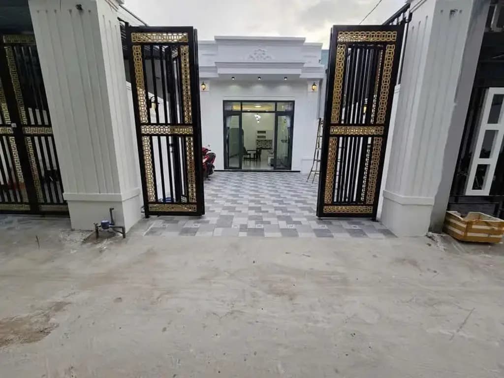 Main-Siêu Phẩm NHÀ TÂN CỔ ĐIỂN Có Sân Đậu Ô TÔ 7 Chỗ. Trần Thị Điểu- Tp Mỹ Tho. Chưa Đền 1,4 Tỷ.-3