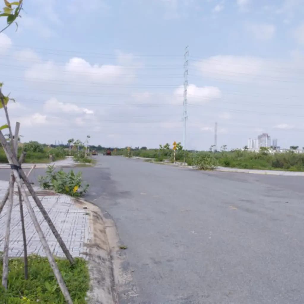 Main-(Dự án mới) ĐHQG 245, đường vào hiện tại Gò Cát, kế bên Khu compound Gladia Khang Điền đã mở bán-2