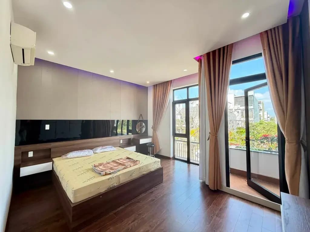 Main-- CHO THUÊ NHÀ 4 TẦNG – 5PN – NAM HÒA XUÂN – FULL NỘI THẤT-6