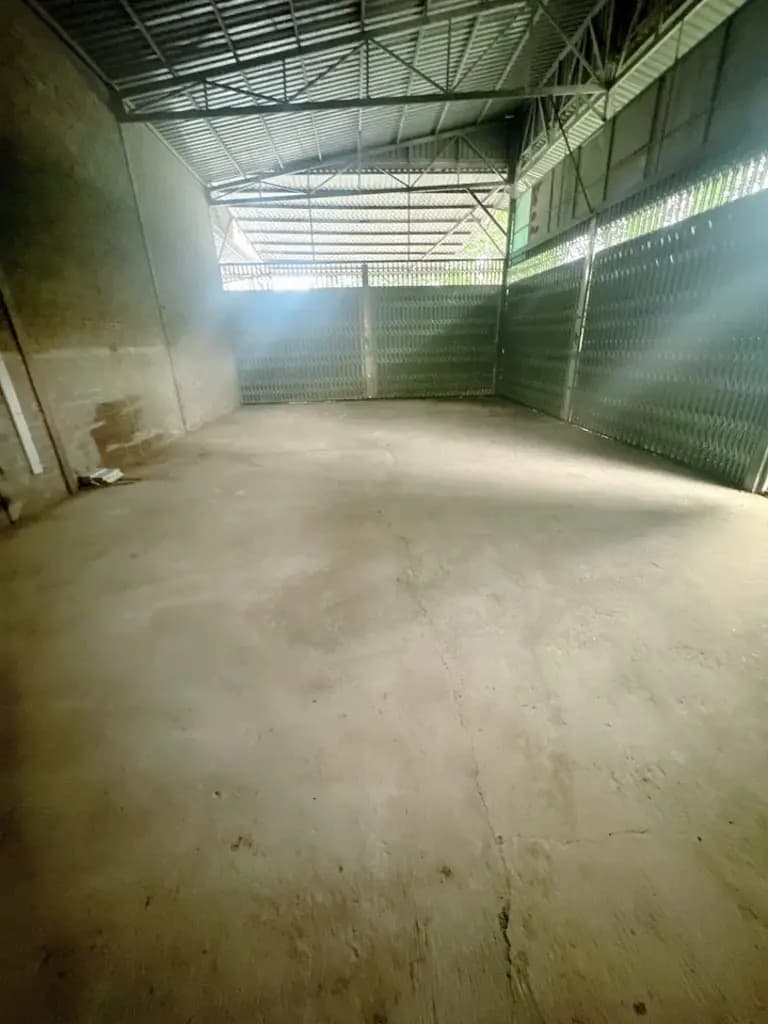 Cho thuê kho xây kiên cố 2 mặt tiền đường container tại TP Bến Tre