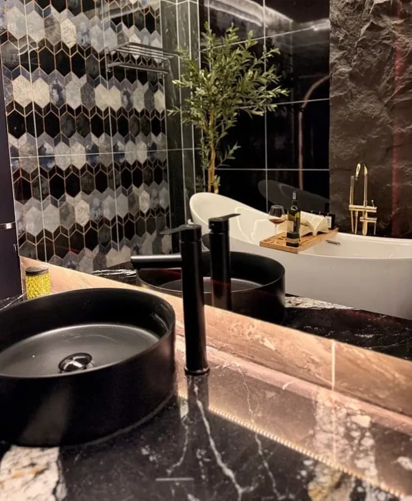 Main-Bán nhà 6 Tầng, Mặt Tiền Đường Bình Giã, DT: 98,4m² full thổ cư ngang 4,1m giá 23.5 tỷ tại Phường Tân Bình-4