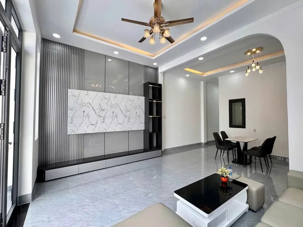 Main-XUẤT HIỆN CĂN NHÀ CẤP 4 SÂN VƯỜN 1TỶ750 GIÁP PHƯỜNG BỬU LONG BIÊN HÒA. NGAY ĐẦU CẦU TÂN TRIỀU-2