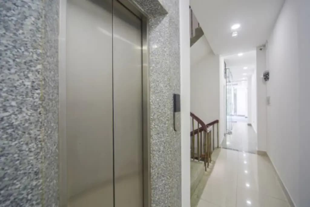 Main-Cho thuê văn phòng (16-40m2) ngay Trung Tâm Triển Lãm Tân Bình, Ngã 4 Bảy Hiền.-8