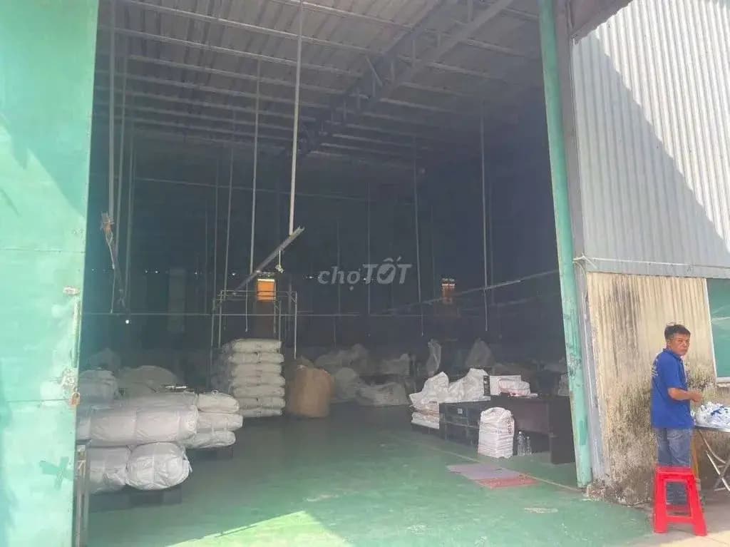 Main-Xưởng Thuận An 900m nền epoxy sân rộng điện hạ bình sx đa nghề-1