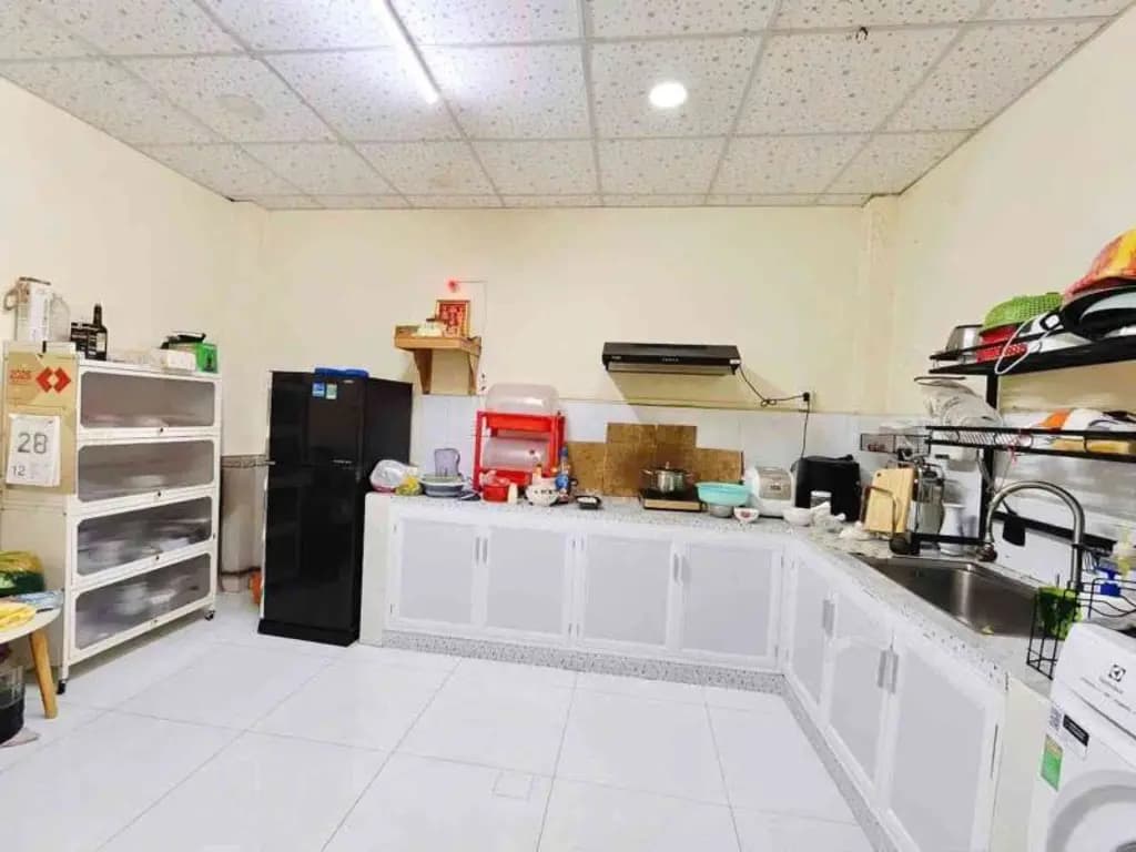 Main-Bán nhà tân phú gần aeon, gò dầu, 4.5x17, 4 tầng, giá chỉ nhỉnh 9 tỷ-6