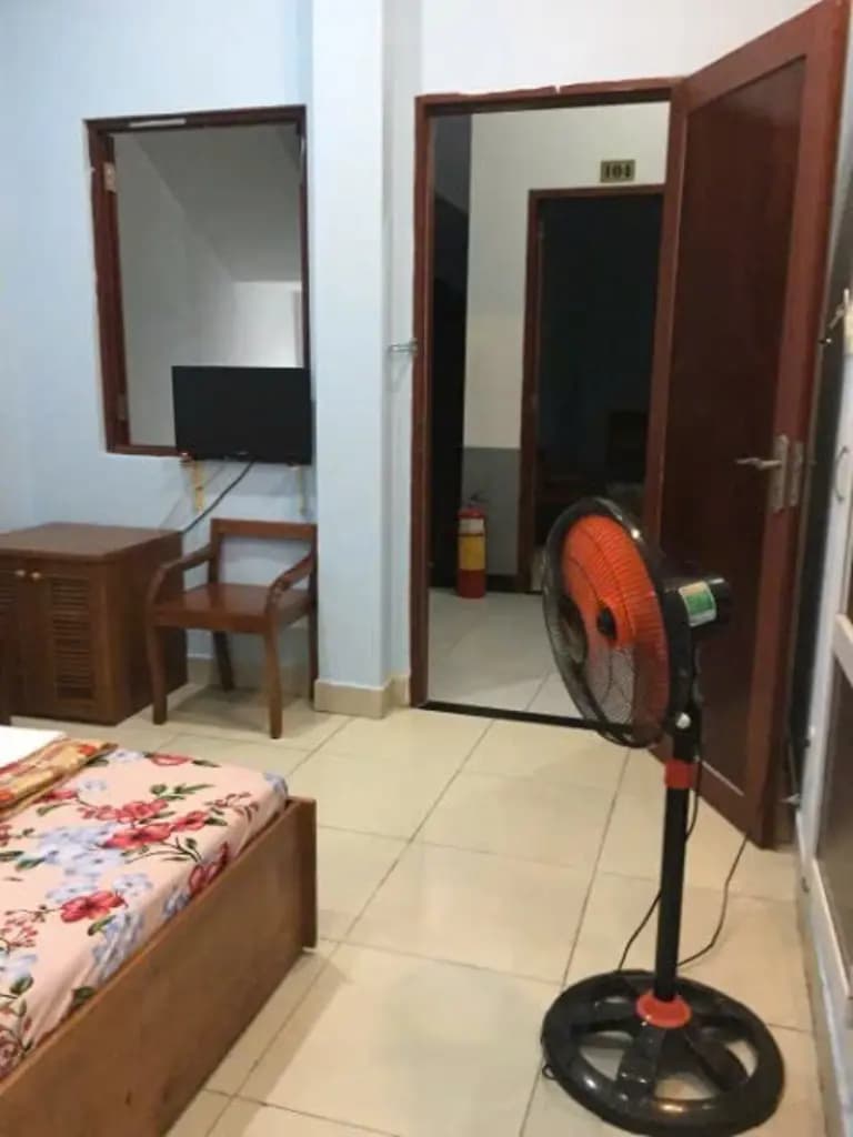 Main-Cho Thuê Nhà Nguyên Căn Dĩ An, Bình Dương – 14P – Nội Thất Đầy Đủ-1