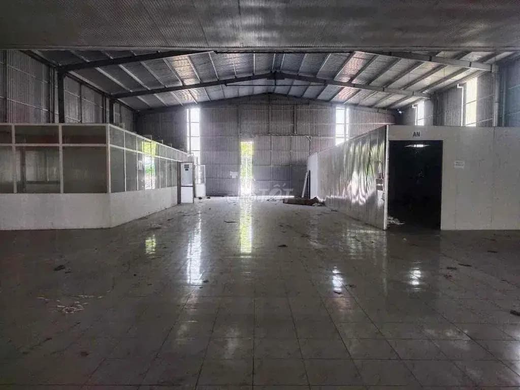 Main-Xưởng Thuận An 1800m/70tr Đường Lớn Xe Cont-2