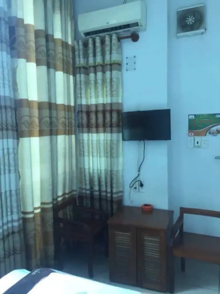 Main-Cho Thuê Nhà Nguyên Căn Dĩ An, Bình Dương – 14P – Nội Thất Đầy Đủ-2