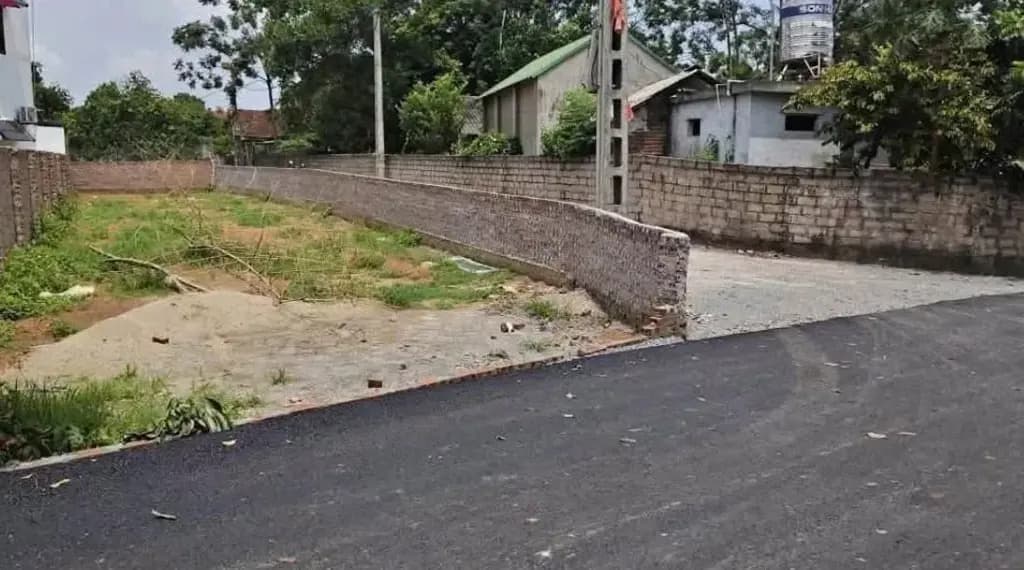 Main-Bán Đất 100m2 có sẵn 100 m2 thổ cư giá 1.78 tỷ tại Phường Xuân Khanh Thị xã Sơn Tây Hà Nội-1