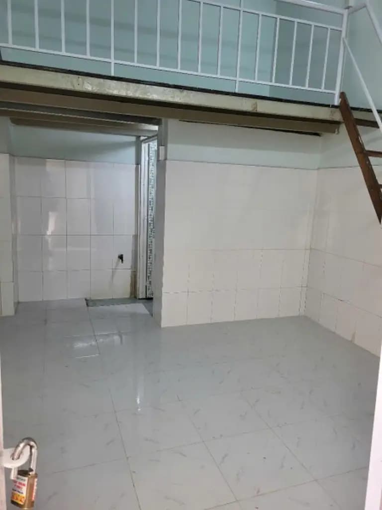 Cho thuê phòng trọ 16m2 đường Tây Sơn sát ngay chợ Tân Hương Quận Tân Phú, giờ giấc tự do.