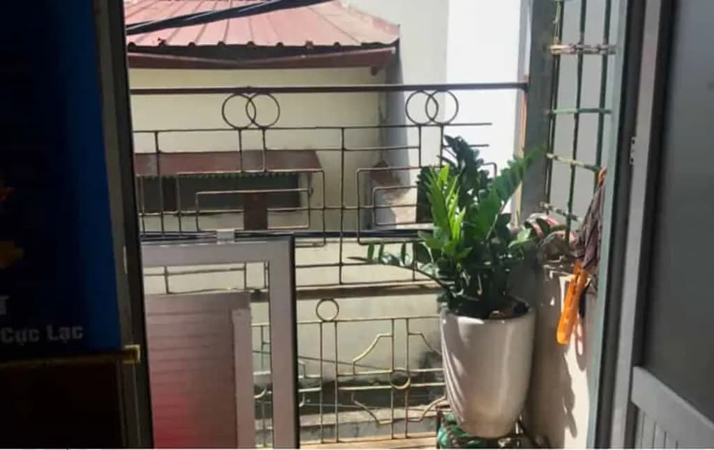 Main-Nhà 2 tầng ngõ Lý Hồng Nhật thông Trần Văn Lan, 44m2 - 1,5xx tỷ, có gia lộc; 0963 140 980-3