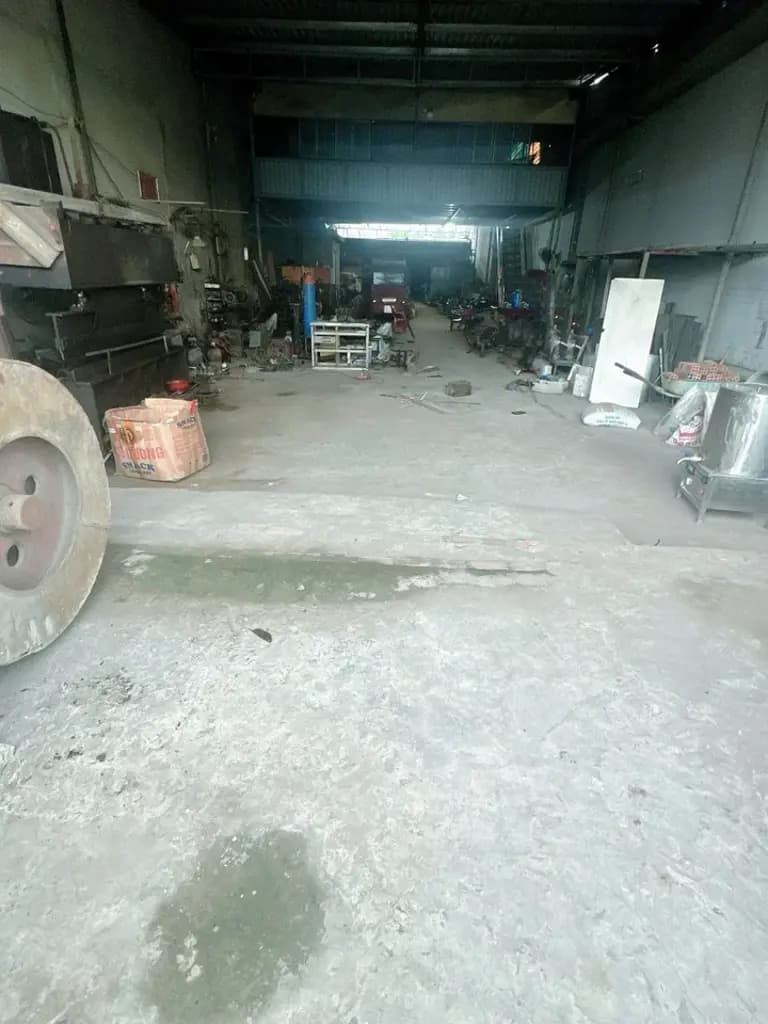 Main-Cho thuê kho mặt tiền đường Nguyễn Thị Định 500m2-0