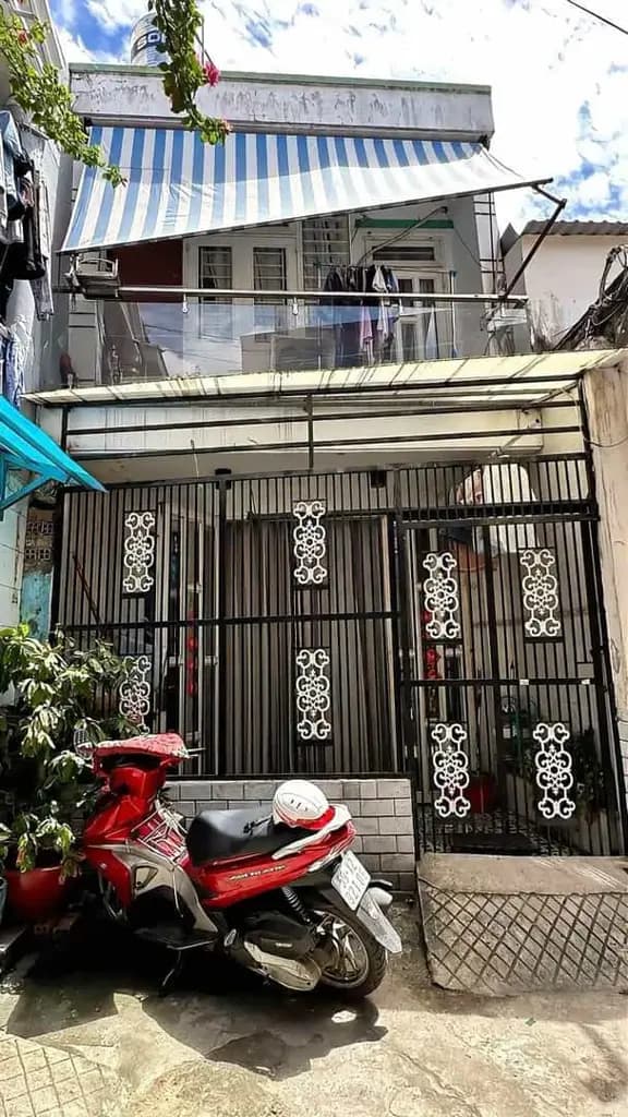 Main-Nhà 2 tầng 41.5m²(4 x 10.3) nở hậu nhẹ với 2 PN, 2 WC. DÒNG T.I.Ề.N ỔN ĐỊNH 8TR/THÁNG-4