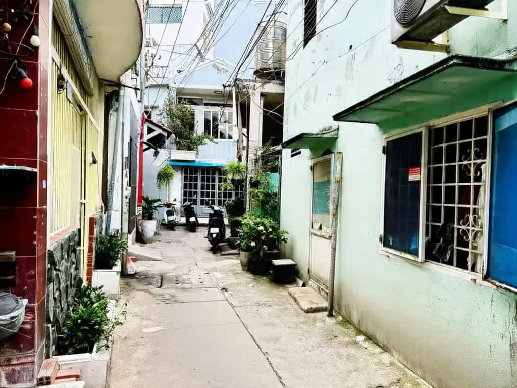Main-Nhà 2 tầng 41.5m²(4 x 10.3) nở hậu nhẹ với 2 PN, 2 WC. DÒNG T.I.Ề.N ỔN ĐỊNH 8TR/THÁNG-3