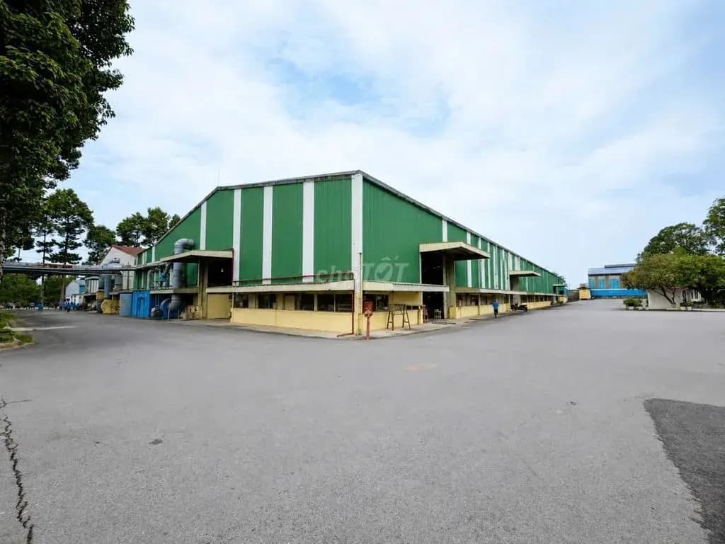 Main-Xưởng 9000m2 Bến Cát , Gía : 2.3 usd /m2 PCCC tự động G.tờ đầy đủ-3