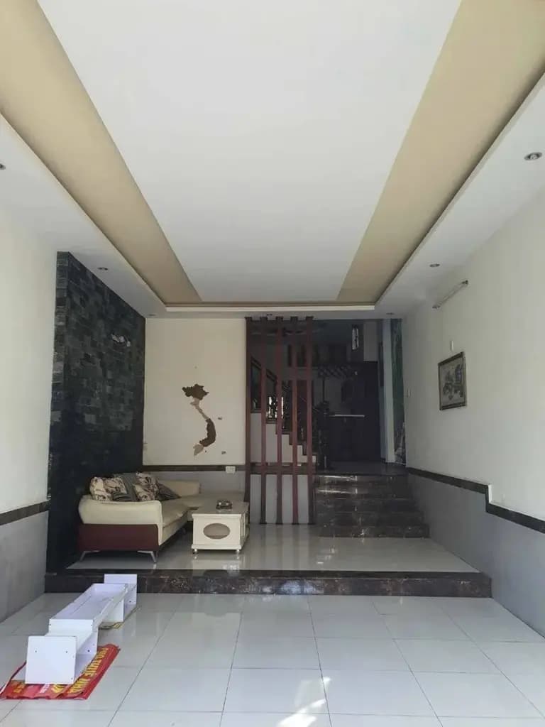 30..CHO THUÊ NHÀ 3 TẦNG MẶT TIỀN ĐỖ BÁ - GẦN BIỄN MỸ KHÊ- NGŨ HÀNH SƠN