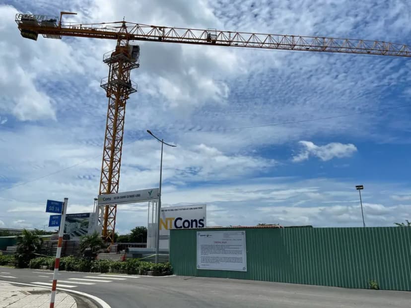 Nhà Phố Dong tiền 4 Tầng Giữa Cụm KCN Đức Hòa – 280m² Sử Dụng, Giá 3,6 Tỷ tại Ora Park