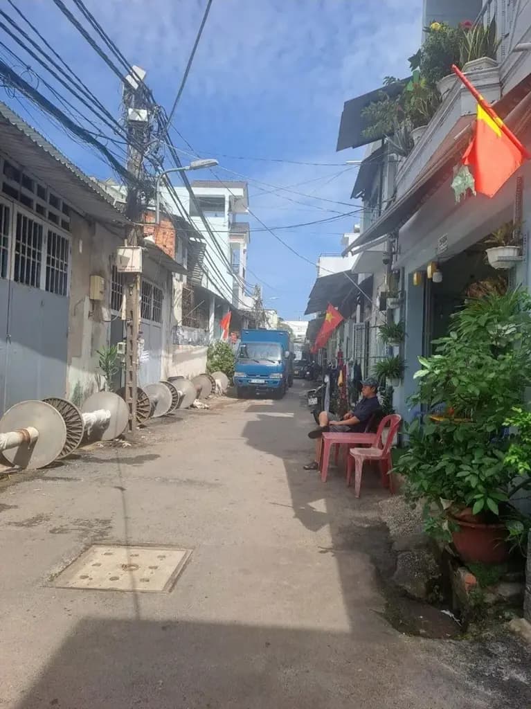 Main-Ngộp NH Bán gấp nhà 171m² full thổ cư ngang 6m giá 8.99 tỷ tại Phường Tân Thới Nhất Quận 12-4