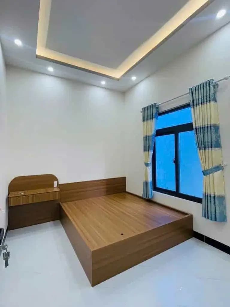 Main-CHÍNH CHỦ BÁN NHÀ CẤP 4 - GẦN CẦU BẠCH ĐẰNG 2-4