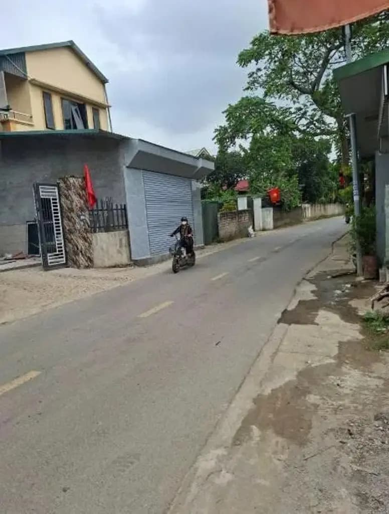 Main-Bán Đất 100m2 có sẵn 100 m2 thổ cư giá 1.7 tỷ tại Xã Phú Cát Huyện Quốc Oai Hà Nội-1